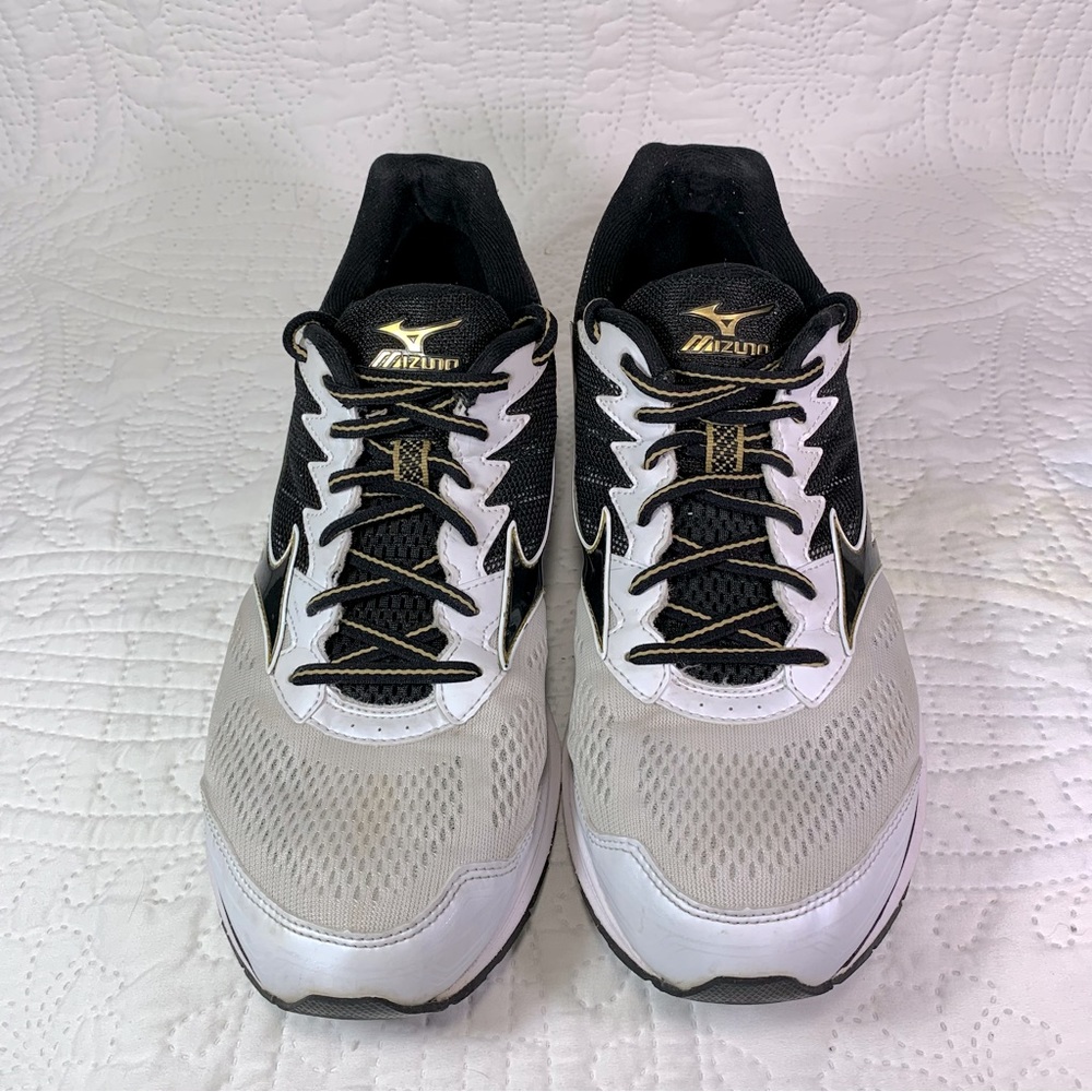 Mizuno Men’s Wave Rider 20 Running Shoe Size 11